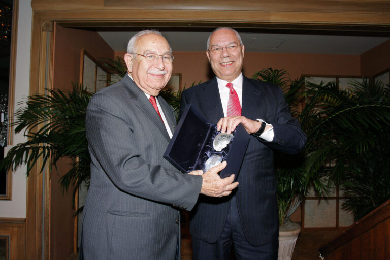 Nezir Kirdar (Iraq and Turkey 1957) with General Colin L. Powell, USA (Retired)